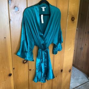 NEW with tags Victoria Secret Robe
